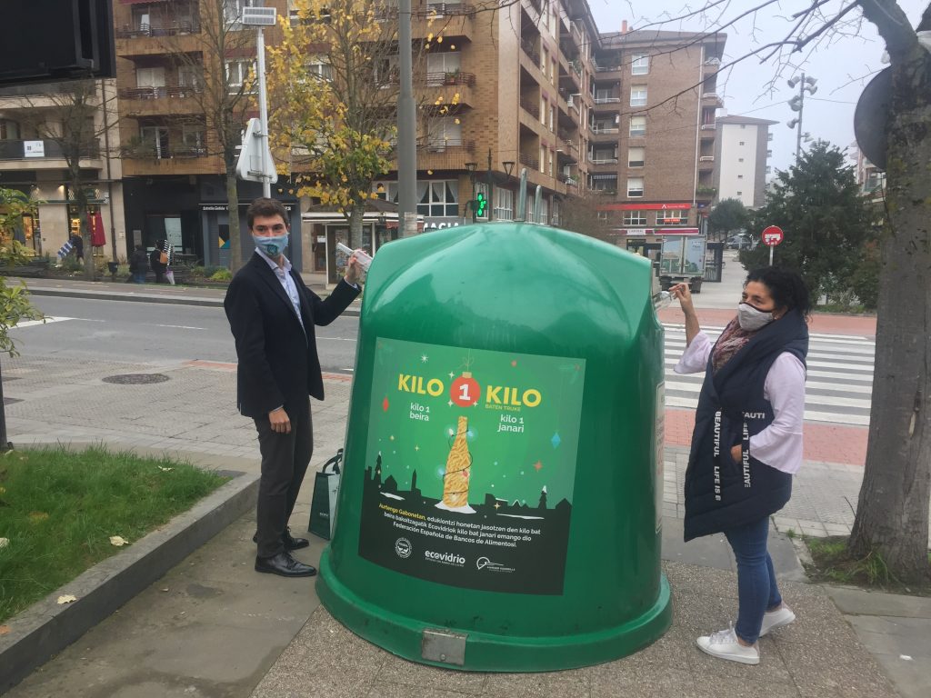 Foto-Cuadrilla-y-ecovidrio-1024x768 Arranca la Campaña KiloxKilo en la Cuadrilla de Aiaraldea