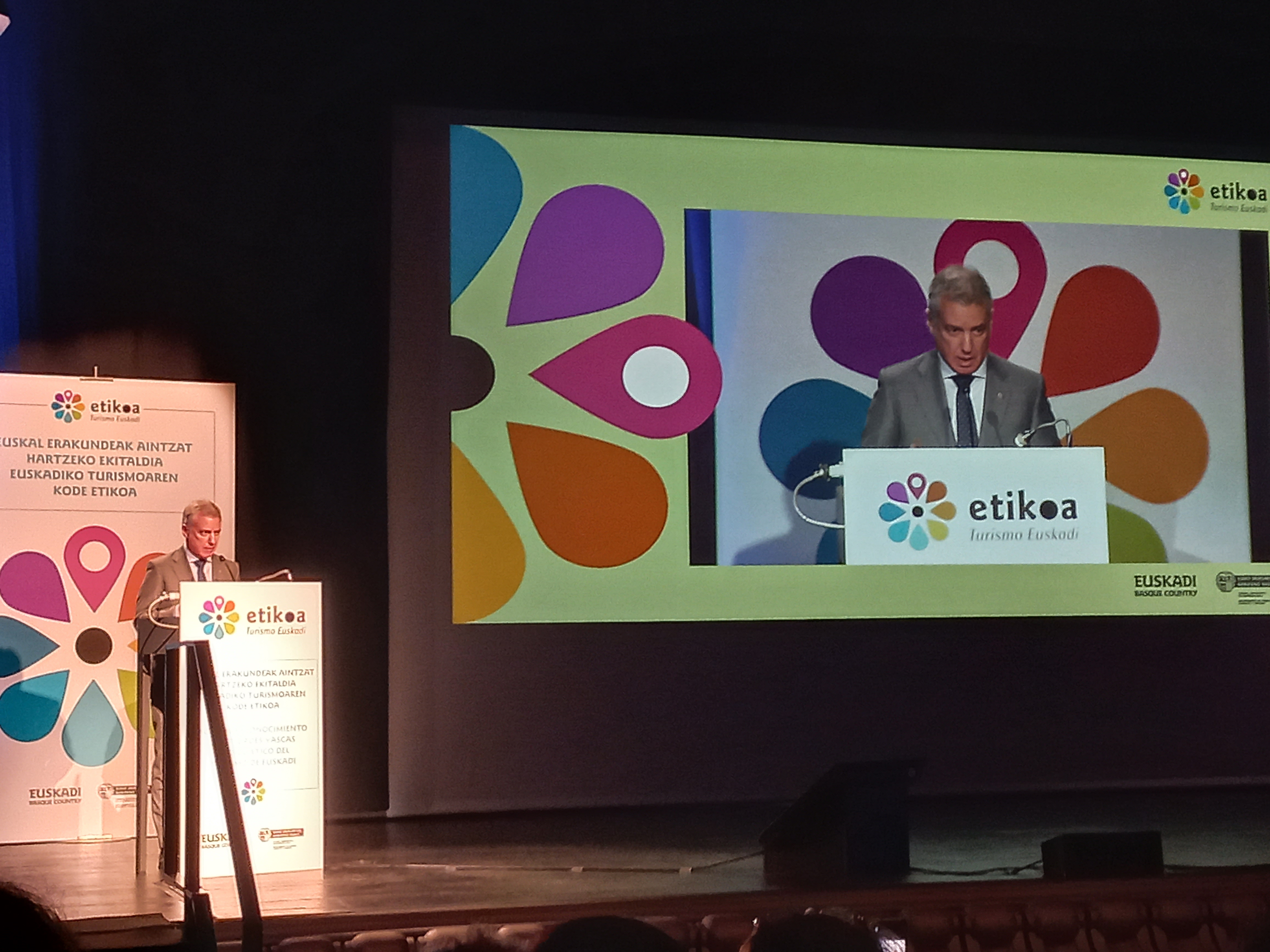 20220523_131326 Aiaraldeko Kuadrillako 18 enpresa aintzatetsi dituzte turismoko Kode Etikoarekin duten konpromisoagatik