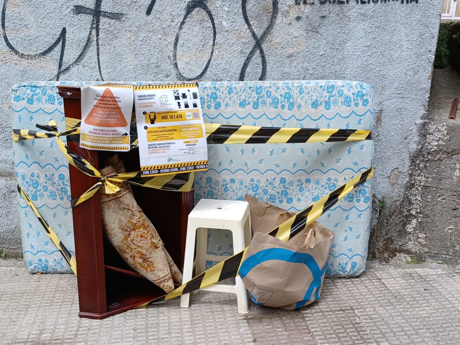 Voluminosos-Laudio Aiaraldeko Kuadrillako udalerriek tamaina handiko bilketa-zerbitzua erabiltzeko arauei buruzko kontzientzia hartuko dute