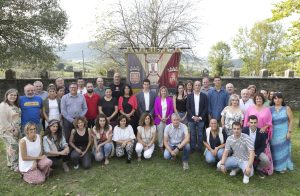 Junteros-de-la-Cuadrilla-y-representantes-de-JJGG-300x196 Encina Castresana presidirá de nuevo la Cuadrilla de Aiaraldea