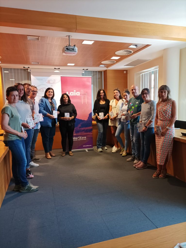 WhatsApp-Image-2023-09-15-at-10.59.16-766x1024 Presentado el curso 2023-2024 de Laia Aiaraldea